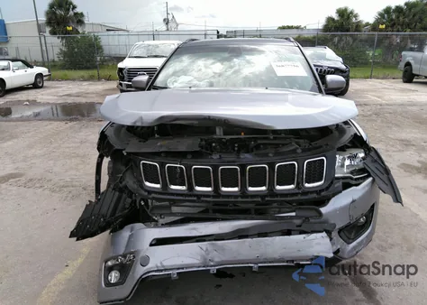 2018 Jeep Compass Latitude 4X4 from USA, damaged, VIN 3C4NJDBB2JT162614